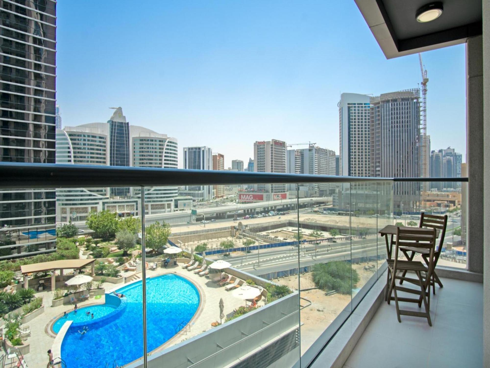Luxe Apartments Near Dubai Mall Burj Khalifa Pool Gym Parking Екстериор снимка